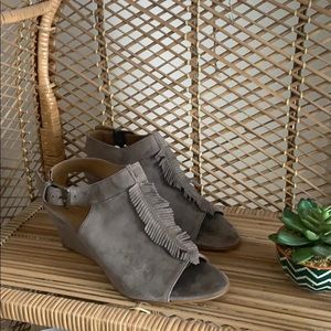 Never worn brown/grey suede wedges with ruffles